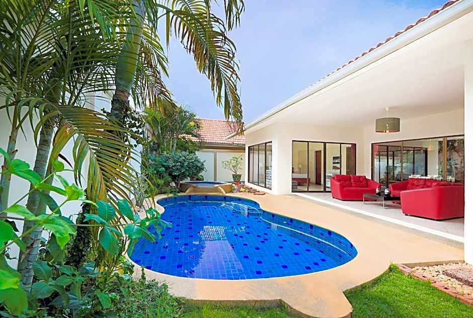 Avoca Pool Villas