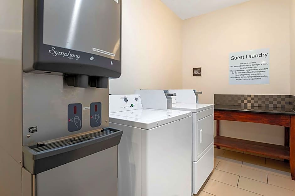 Best Western Plus Covered Bridge Inn