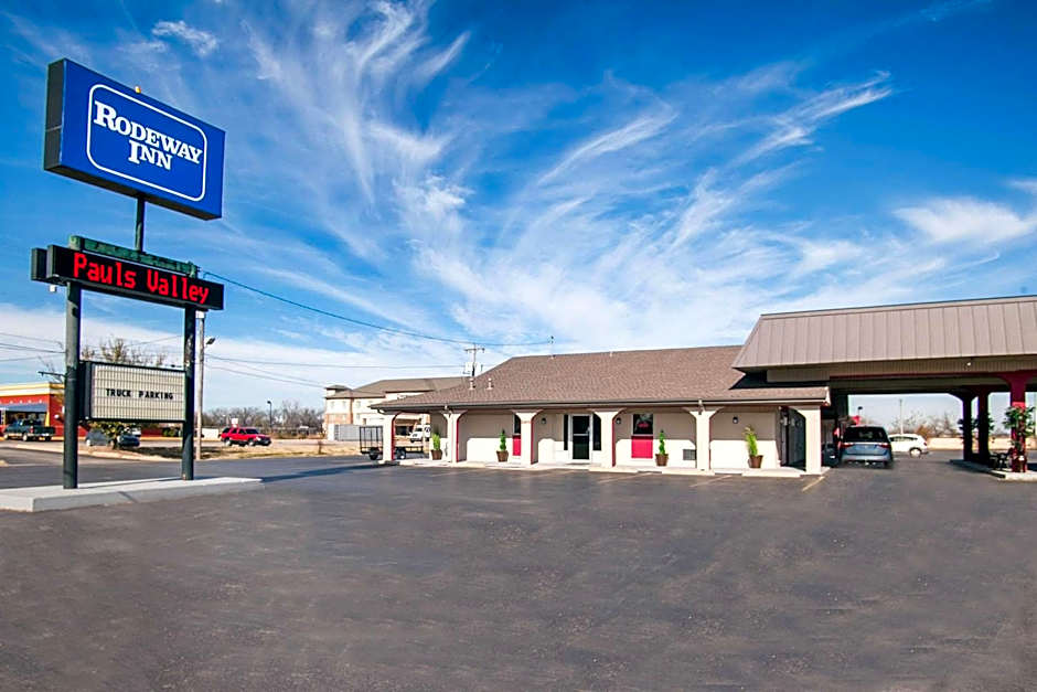 Photo 1 of 32 of Rodeway Inn Pauls Valley