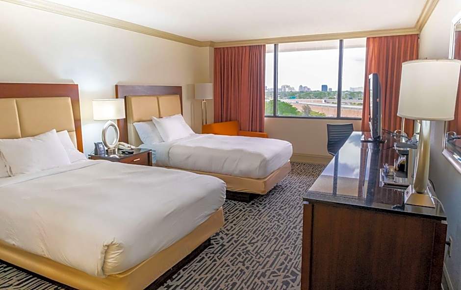 Hilton Palm Beach PBI