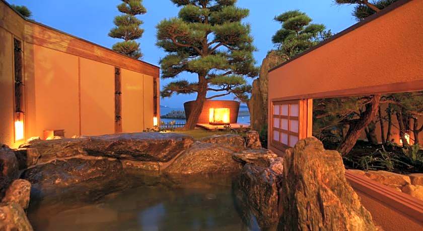 Hotel New Awaji - Sumoto Onsen