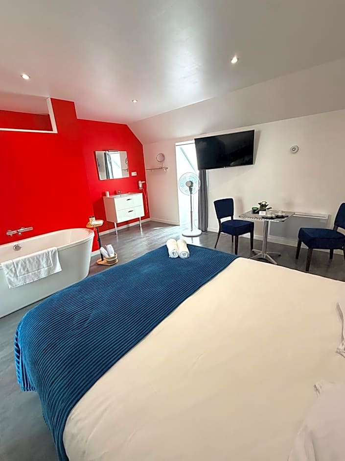 Aux Charmes - Suites spacieuses Cote d'Opale avec frigo & micro-ondes