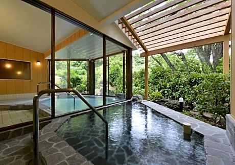 Cottage with Tatami Area - Dog Friendly