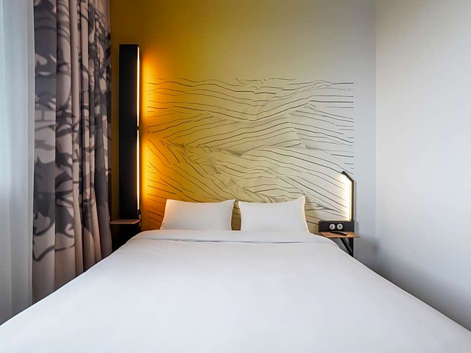 B&B HOTEL Paris Porte d'Orléans