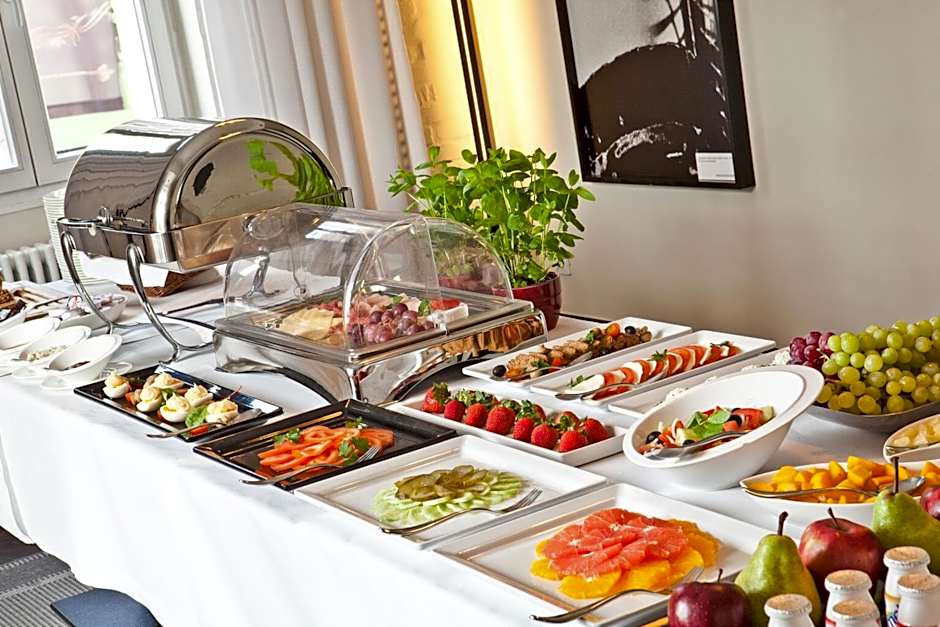 Platinum Palace Residence Boutique Hotel