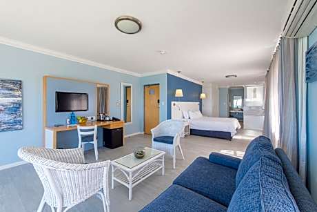 Suite with Sea View