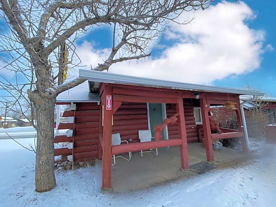 Roundtop Mountain Vista - Cabins and Motel