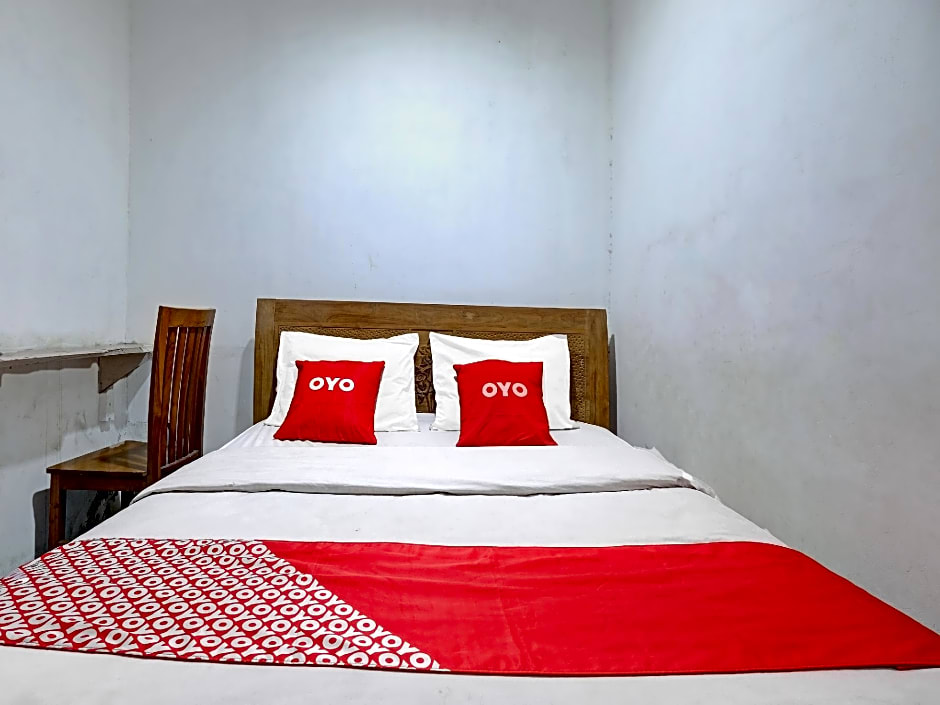 OYO Life 92877 Hotel Rainbow 7296