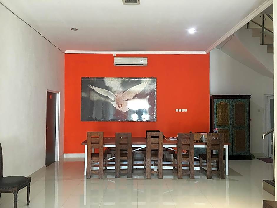 Florent Guest House