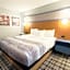 AmericInn by Wyndham Lake Mills