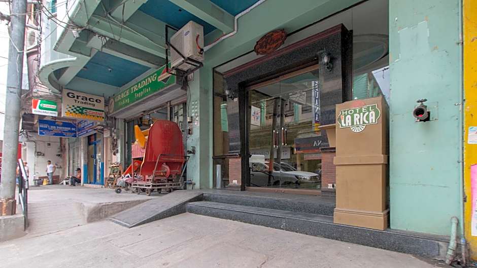 RedDoorz @ Downtown Tacloban