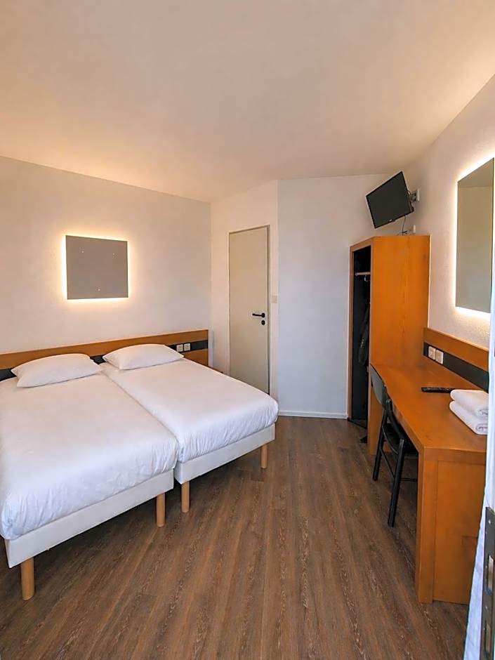 Hotel Charme En Maconnais Fasthotel Macon Nord