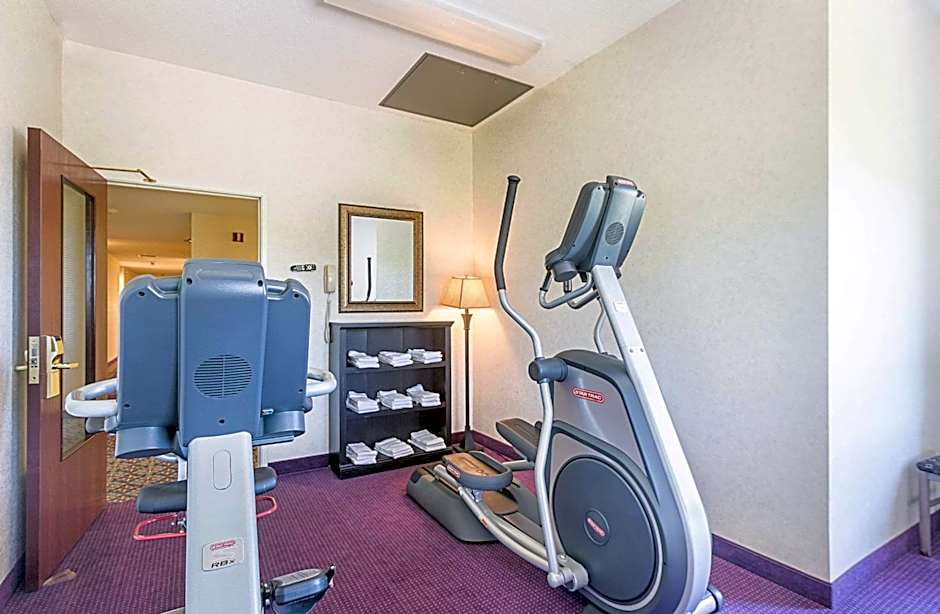 Sleep Inn & Suites Bay View Acme - Traverse City