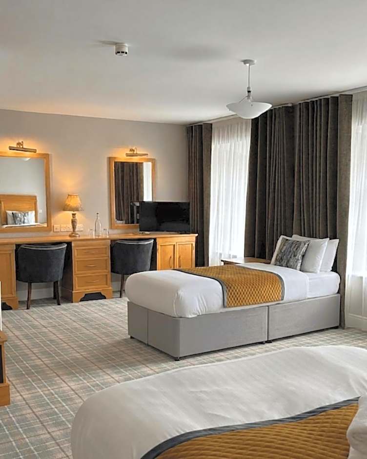 Fairhill House Hotel