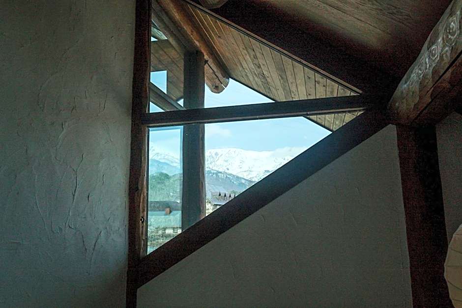 Hakuba Pension & Log Hotel Meteor