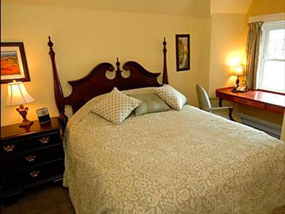 Foto 1 daripada 2 — Standard 1 King Bed