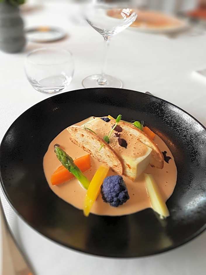 Logis Hotel Relais Saint Jacques - Châteauroux