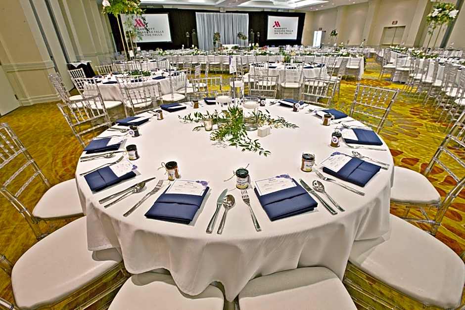 Niagara Falls Marriott On The Falls