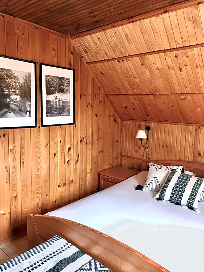 Dom letniskowy POŚRÓD KASZUBSKIEGO LASU