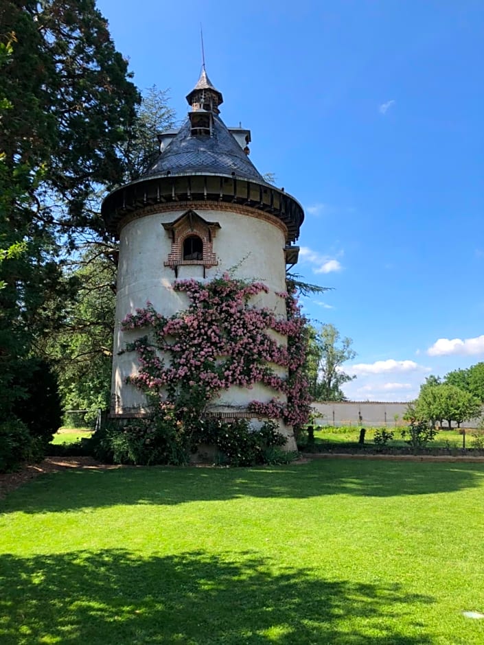 ORANGERIE de CHATEL-Selection FIGARO & ELLE Magazine