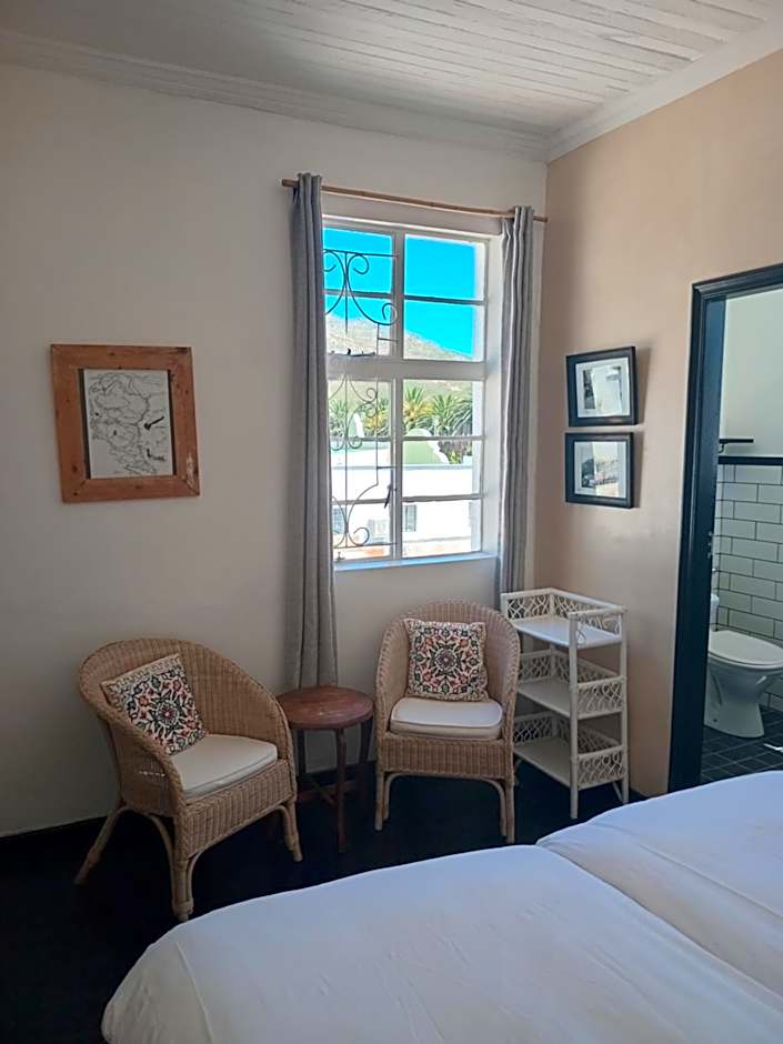 Cozy room in the Heart of Simon's Town
