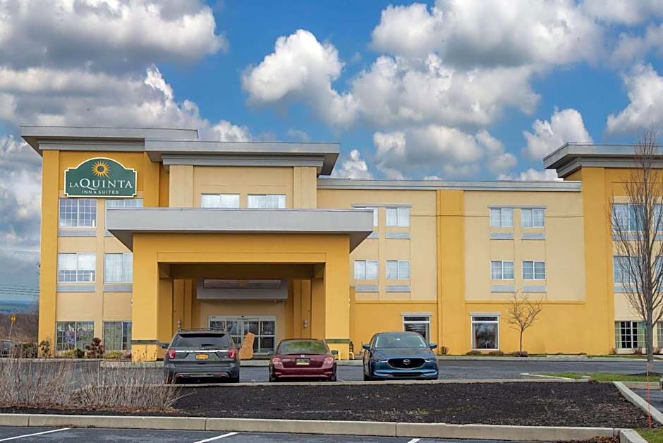La Quinta Inn & Suites by Wyndham Harrisburg-Hershey