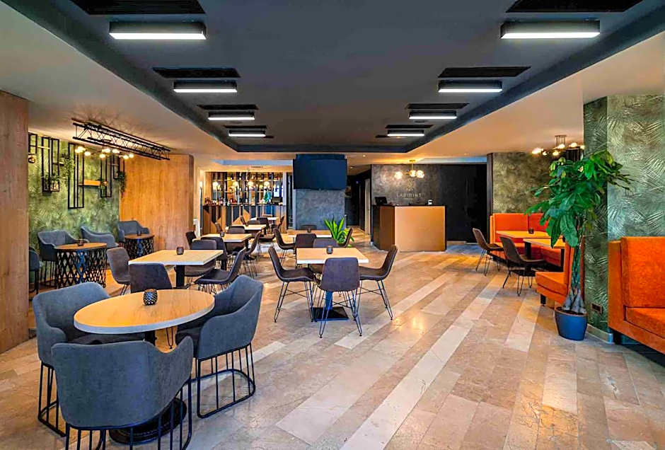 Labirint Boutique Hotel