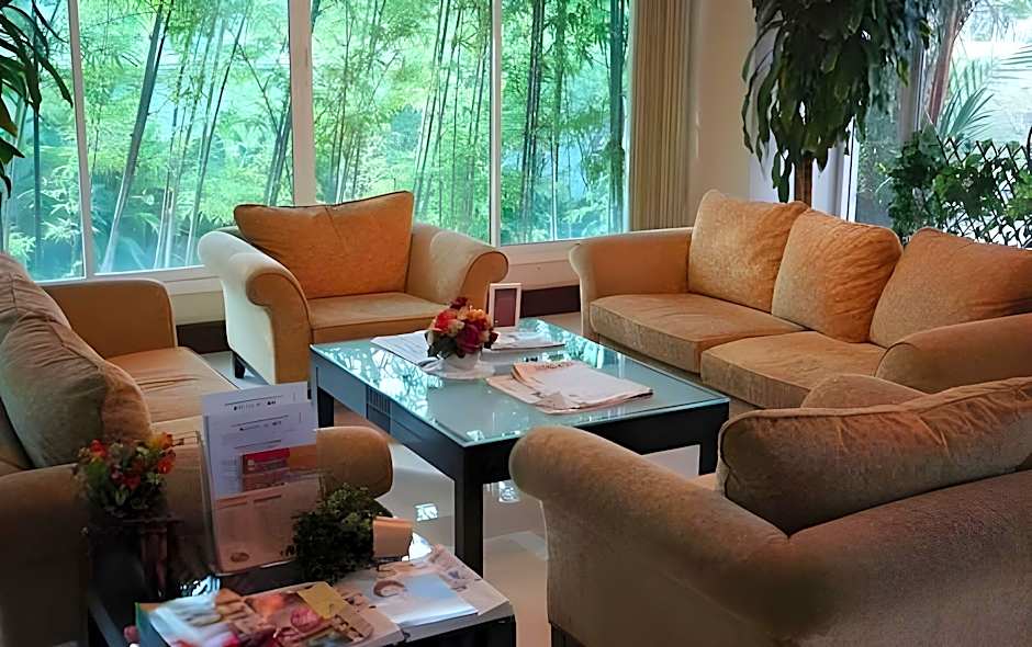 Kanavera Sriracha Hotel & Serviced Apartment