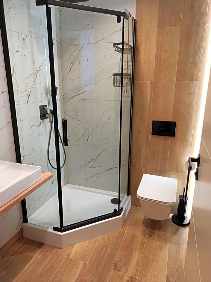 Pokoje Gościnne u MARCINA- sala zabaw, basen, melex, rowery, grill, mini dmuchaniec