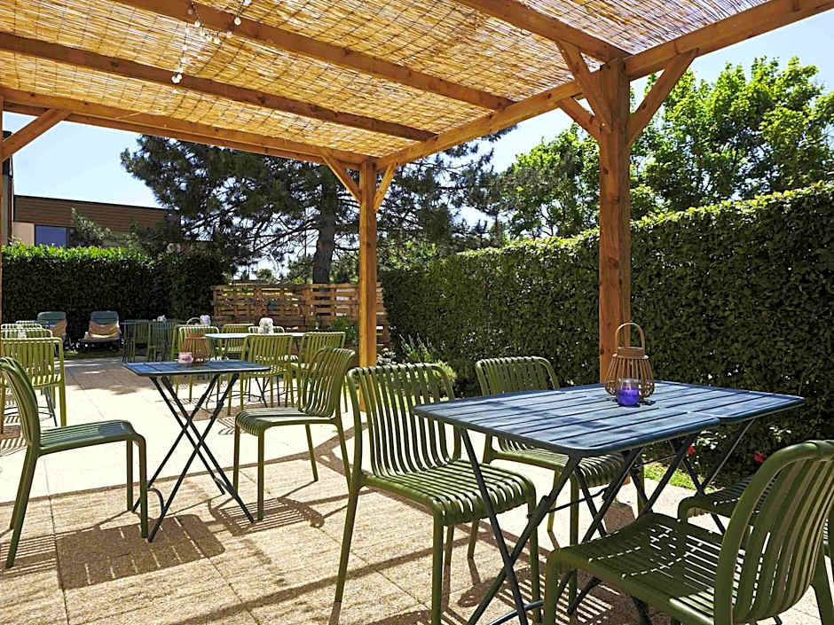 Greet Hotel Versailles - Voisins Le Bretonneux