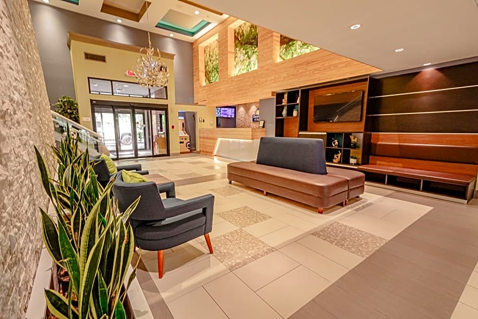 Days Inn & Suites by Wyndham Fort Myers Near JetBlue Park