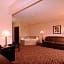 Cobblestone Inn & Suites - Denison | Oak Ridge