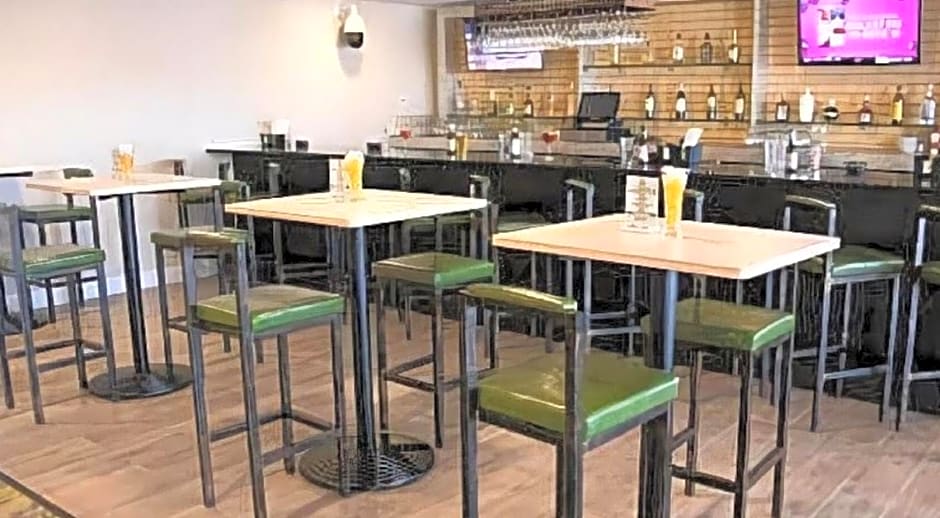 Holiday Inn Scranton East - Dunmore, an IHG Hotel
