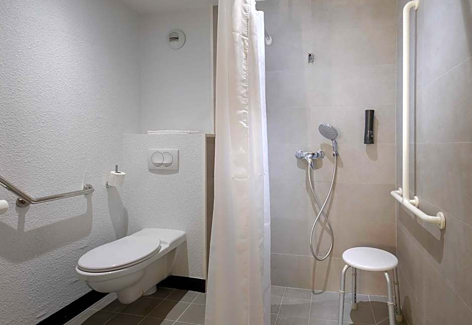 B&B HOTEL Cannes Mouans Sartoux