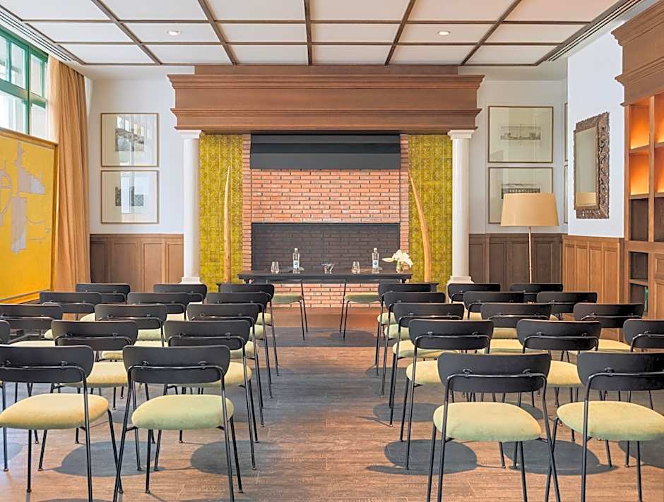 H10 Casa de la Plata