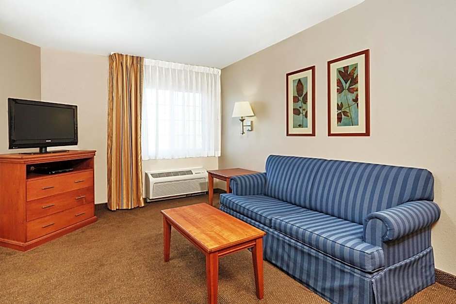 Candlewood Suites Milwaukee Airport - Oak Creek By IHG