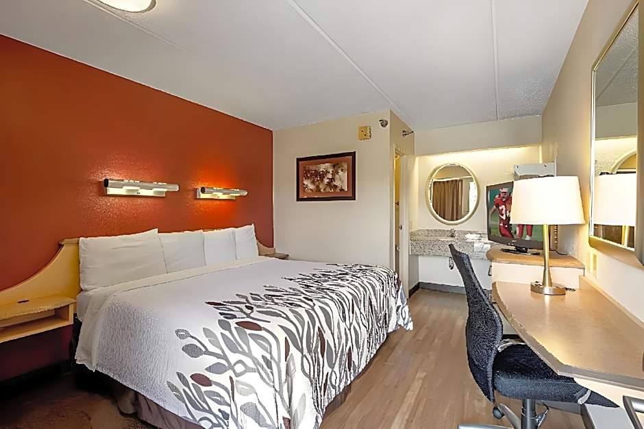 Red Roof Inn Akron