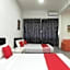 OYO 43993 Madsuite