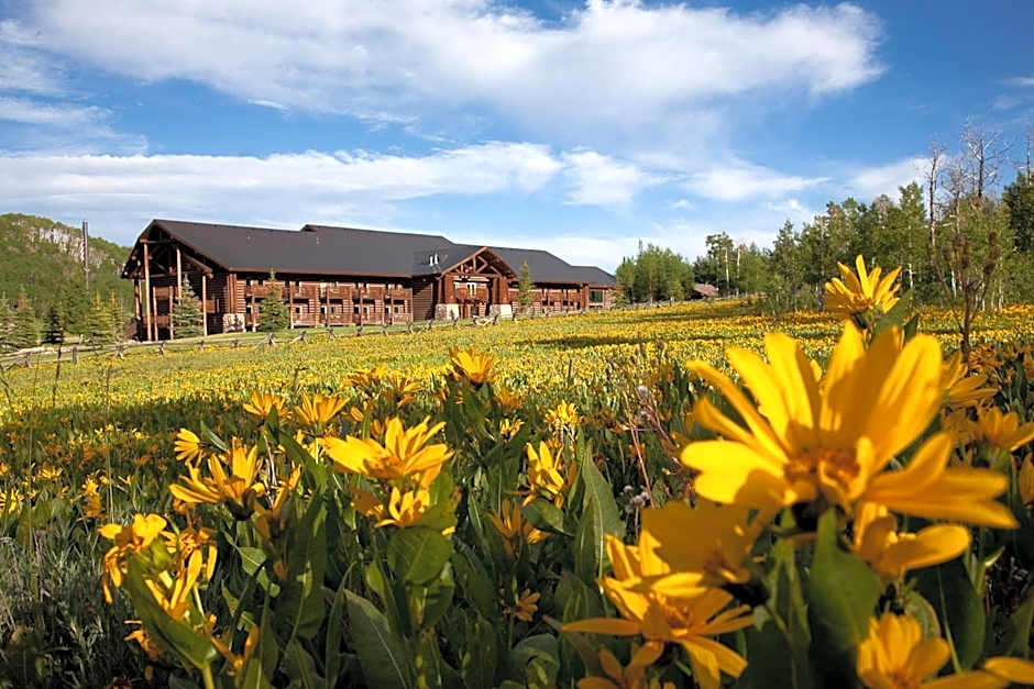 Daniels Summit Lodge