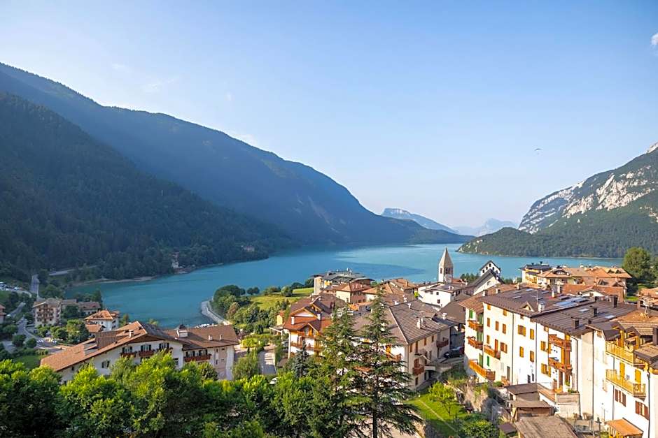 Hotel Londra Slow Living Molveno