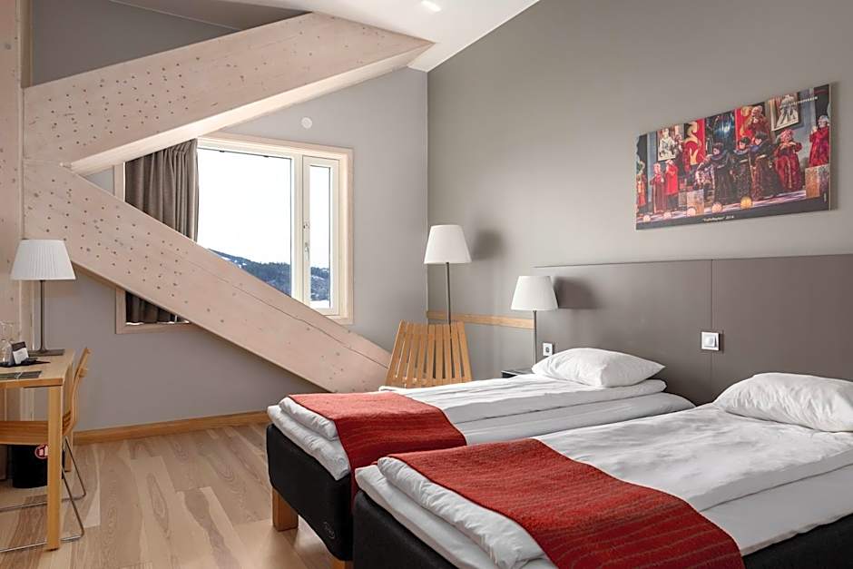 Wood Hotel by Frich's