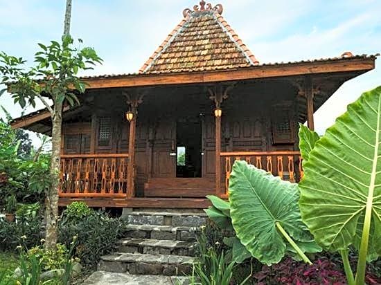 Singgasana Villa & Resto 