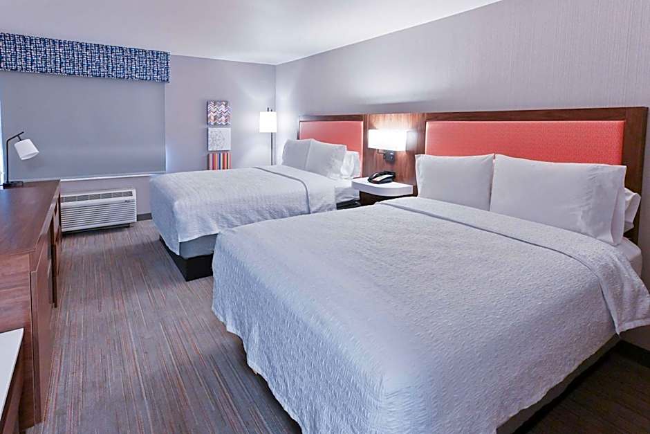 Photo 1 of 3 of 2 Queen Beds