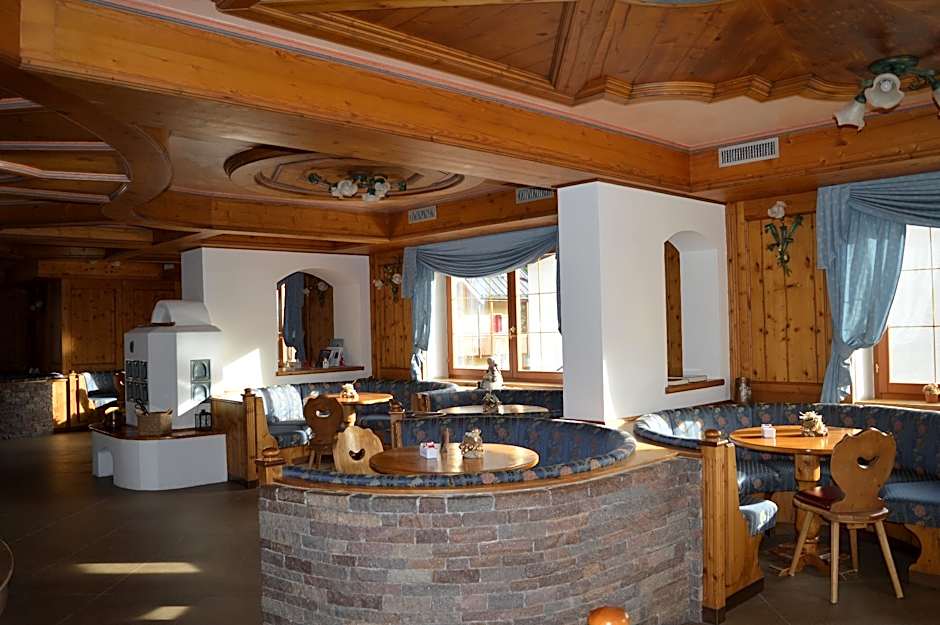 HOTEL VILLA AURORA