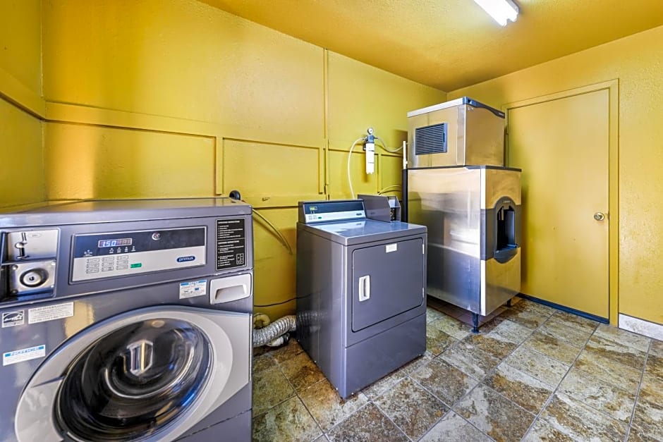 Americas Best Value Inn Bonham