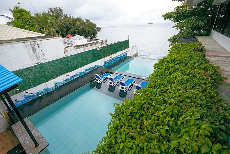 Pescadores Suites Moalboal