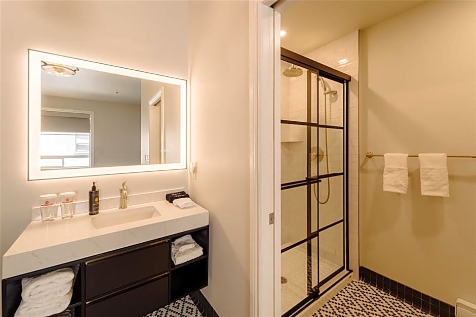 Mercer Hotel Downtown, BW Premier Collection