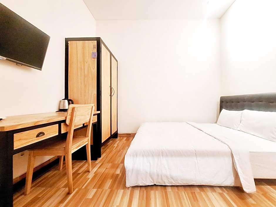 Sari Panguripan RedPartner Near UGM