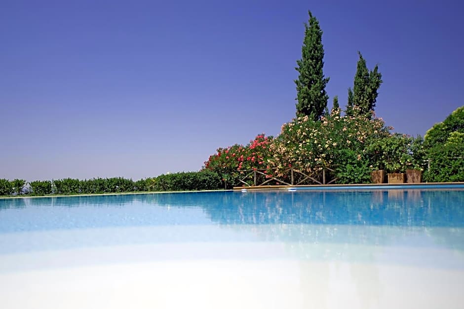 Villa Casa Lucia by PosarelliVillas