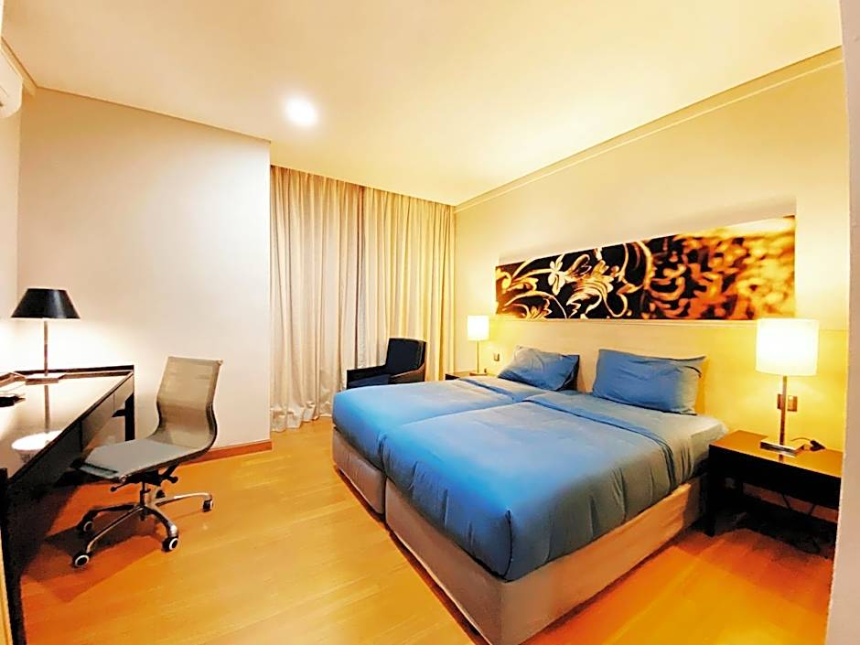 Straits Suite by C Homestay Malacca